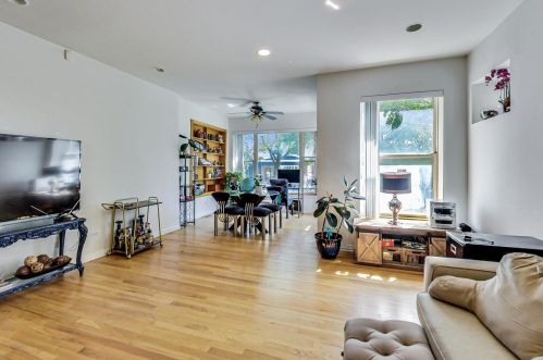 4844 Spaulding Ave, Chicago IL 60625-5205 exterior