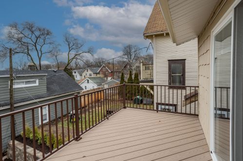 1035 Idaho St, Milwaukee WI 53207-2409 exterior