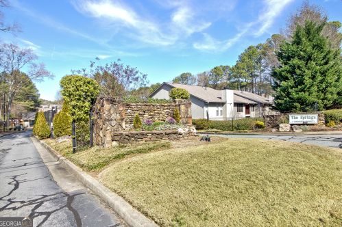 1282 Branch Dr, Tucker, GA 30084-1203