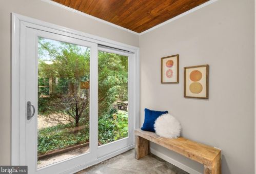 510 Deerfield Ave, Silver Spring MD 20910-5507 exterior