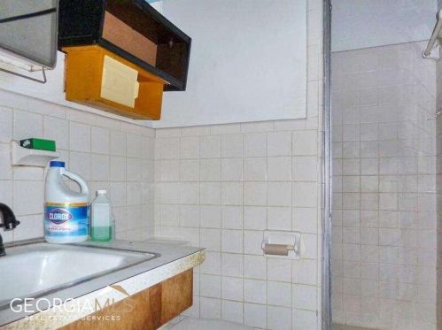 4372 Crk Vly Ct, Atlanta GA 30331-6551 exterior