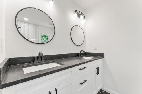 1922 Jacolyn Pl, Atlanta GA  30329-3316 exterior