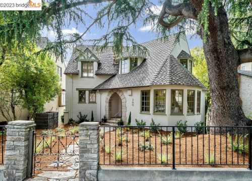 260 Arlington Ave, Berkeley, CA 94707-1402