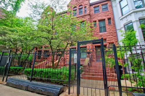 1228 Dearborn St, Chicago IL 60610-8341 exterior