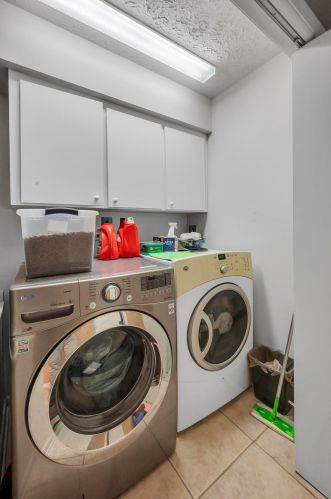 1718 Ocean Cove Ave, Fort Pierce FL  34953-2450 exterior