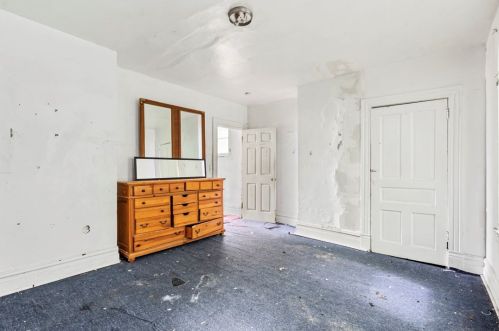 6634 Butler St, Pittsburgh PA  15206-1018 exterior