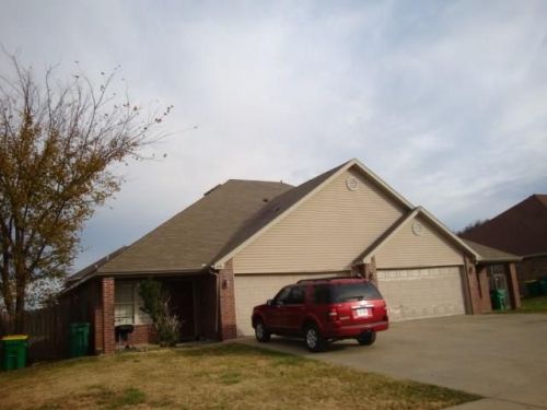 1646 Tucson Loop, Springdale AR  72764-8832 exterior