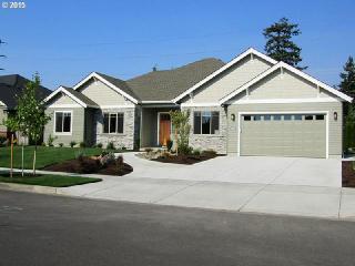 2685 Valley Forge Dr, Eugene, OR 97408-7002