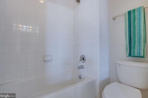 16803 Blue Indigo Ct, Accokeek MD 20607-3484 exterior