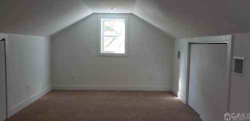 135 Cooper Ave, Iselin NJ 08830-2003 exterior