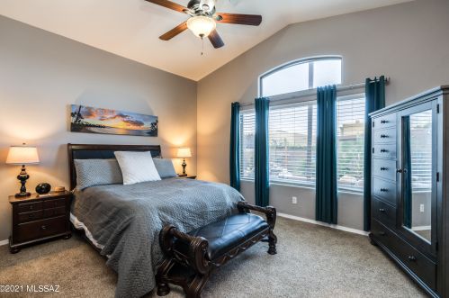 11347 Gray Boulder Ct, Tucson AZ  85737-4612 exterior