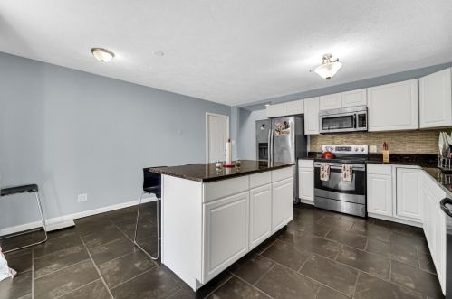 5899 Mckinley St, Gary IN 46404-1141 exterior