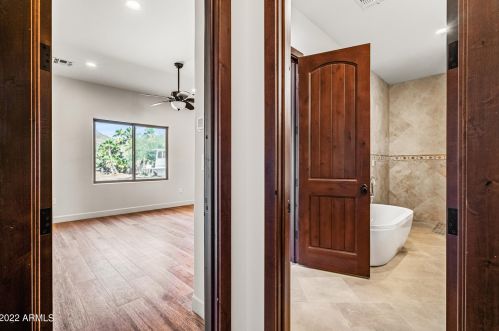 36648 27th Ave, Phoenix AZ 85086-8747 exterior