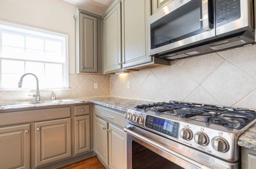 2030 Gramercy Cir, Atlanta GA 30341-1781 exterior