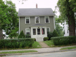 271 Cherry St, Newton, MA 02465-1607