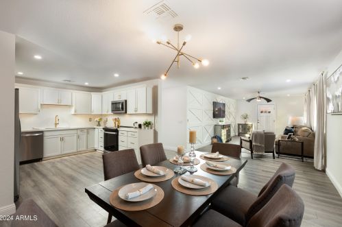 444 Delaware St, Chandler AZ 85225-4613 exterior