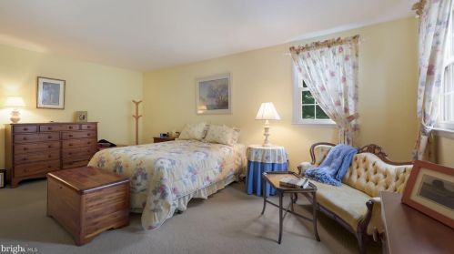 1165 Wood Ln, Warminster PA 18974-2645 exterior