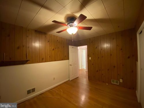 802 Hayward Ave, Silver Spring MD 20912-5808 exterior