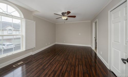 5308 Brookemonte Cir, Rochester MI 48306-5013 exterior