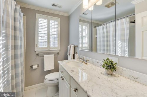 4632 34 St, Arlington VA 22206-1702 exterior