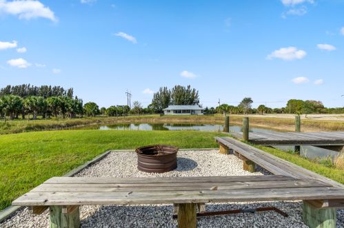 9600 Carlton, Fort Pierce FL 34987-3403 exterior