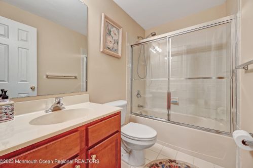 17 Monticello Ct, Morganville NJ 07751-4162 exterior