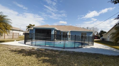 1013 College Park Rd, Fort Pierce FL 34953-5842 exterior