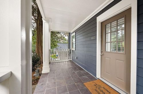 680 Holmes St, Atlanta GA  30318-7626 exterior