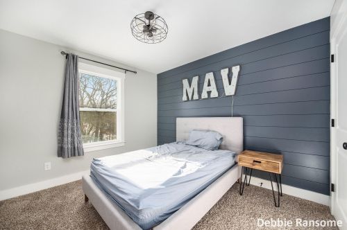 1839 Starr View Ln, Middlevle MI 49333-8061 exterior