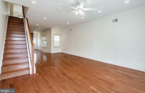 1411 18th St, Philadelphia PA  19146-4743 exterior