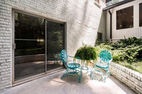 1141 Bonview Ln, Atlanta GA 30324-2904 exterior