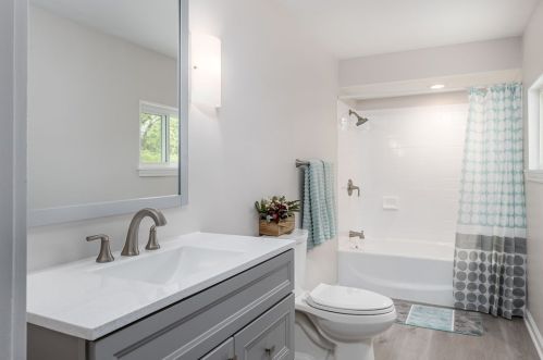 611 Kendall St, Pittsburgh PA  15201-2412 exterior