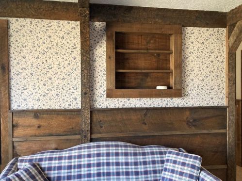 87 Balfour Dr, Springfield MA 01118-1137 exterior