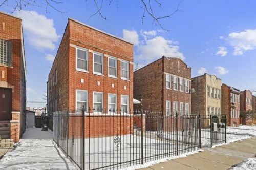 1725 Meade Ave, Chicago IL 60634-5023 exterior