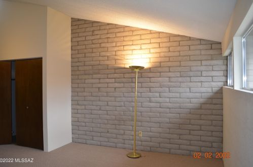 5701 Glenn St, Tucson AZ 85716-2236 exterior