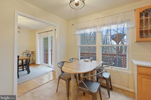 1653 Hugo Cir, Silver Spring MD  20906-5922 exterior