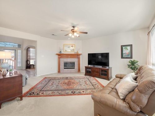 5210 Golfside Dr, Frisco TX 75035-8296 exterior