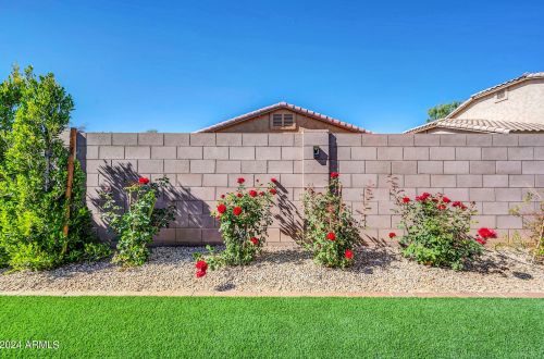 2542 Indian Wl Pl, Chandler AZ 85249-4168 exterior