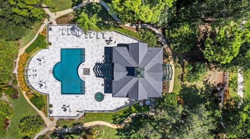 2811 Aintree Ln, Naples FL 34112-5379 exterior