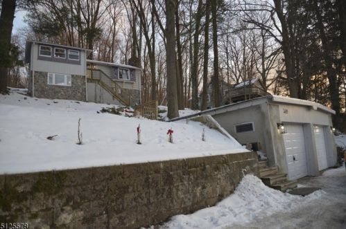 369 Shore Trl, Sparta NJ  07871-2045 exterior