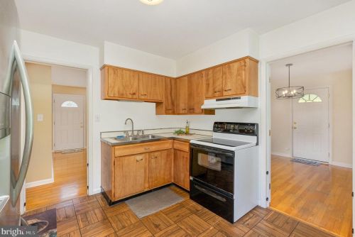 506 Smt Dr, Fallston MD 21047-2615 exterior