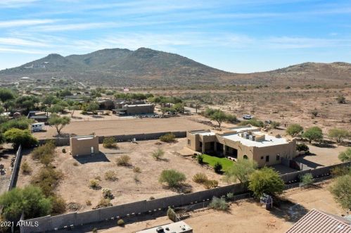 37243 19 Ave, Phoenix AZ 85086-9154 exterior