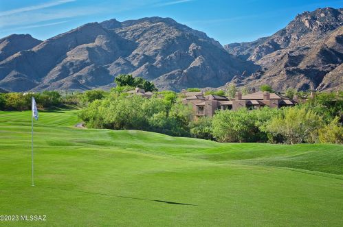 5800 Kolb Rd, Tucson AZ  14276-0908 exterior