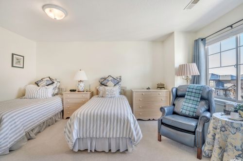 1491 Tuscan Oak Way, Sandy UT 84092-4601 exterior