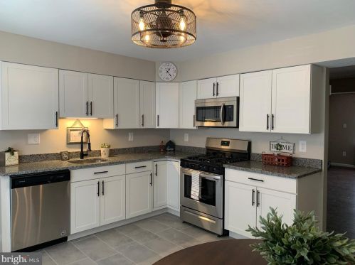 1433 Collins Ct, Blenheim NJ 08012-4906 exterior