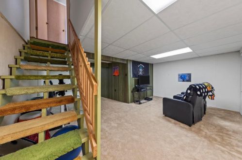 8757 Santa Bella Dr D, Hazelwood MO 63042-2917 exterior