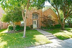 11957 Oak Highland Dr, Dallas TX  75243-9401 exterior