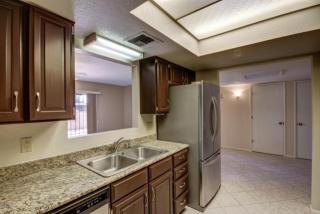 9056 Calle Norlo, Tucson, AZ 85710-7300