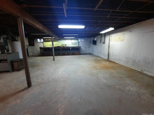 269 Cottage St, Middletown NY 10940-3705 exterior