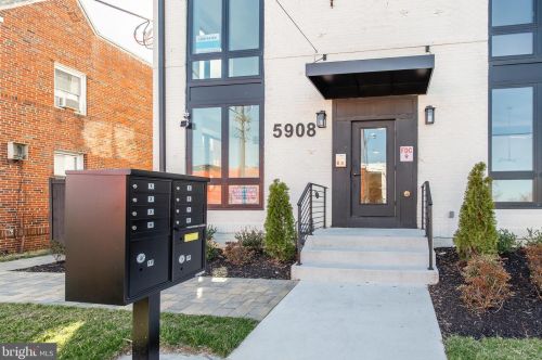 5908 9th St, Washington DC  20011-1951 exterior
